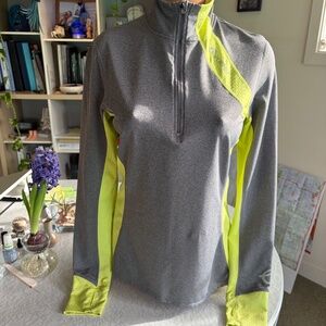 Get outside in this sporty bike top.